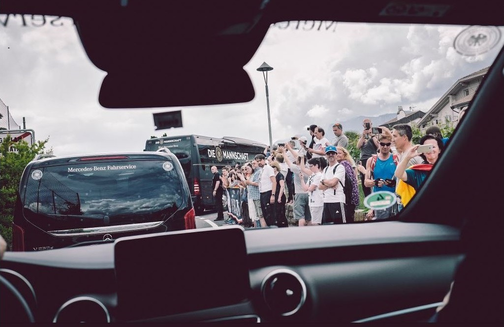 Tuyển Đức hội quân, khởi đầu hành trình bảo vệ cúp vàng